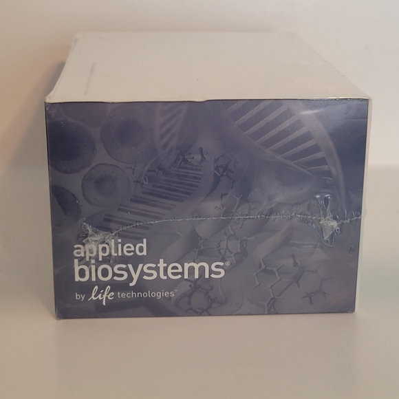 Applied Biosystems MicroAmp 384-Well Blue Reaction Plates w/Barcode x20 NIB - Picture 3 of 6